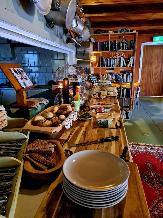 Hostel And Vandrarhem Lupin Naturcamping Lagom Gräsmark Kültér fotó