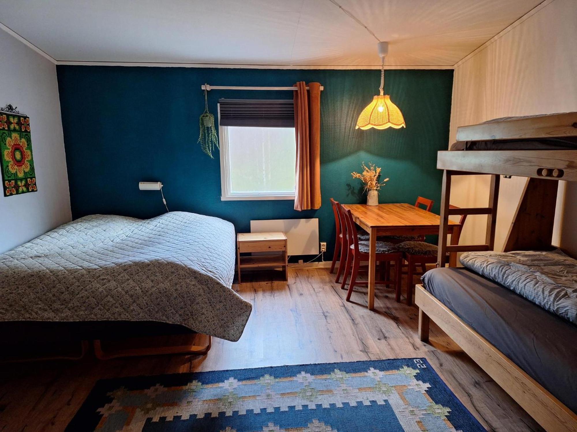 Hostel And Vandrarhem Lupin Naturcamping Lagom Gräsmark Kültér fotó